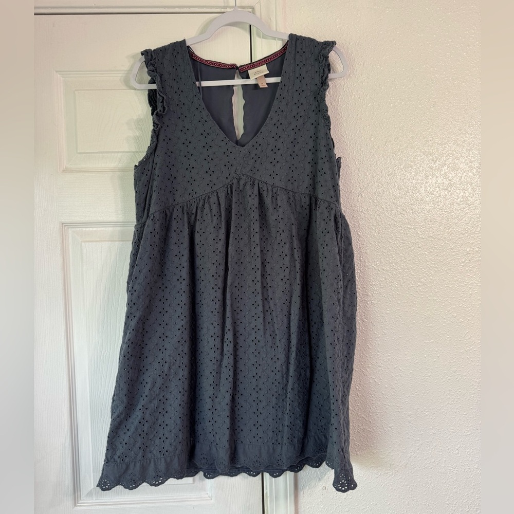 Knox Rose size Medium Dress